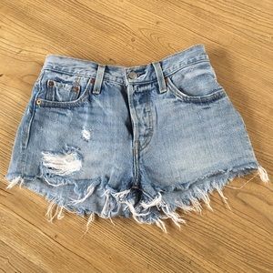 Levi 501 Denim Shorts Size 25